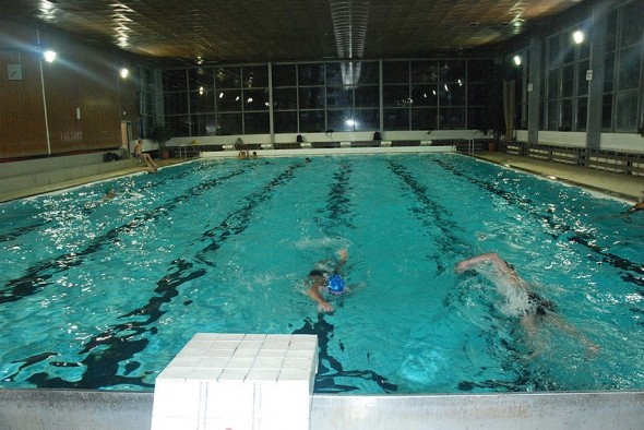 Krytý bazén v Aši - vchod